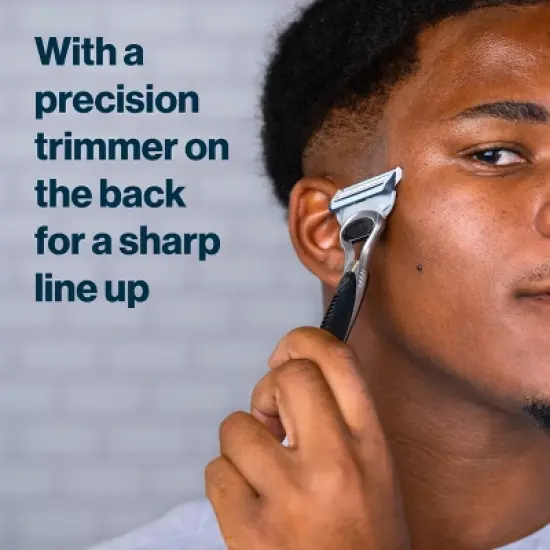 Gillette SkinGuard Razor + 2 Blade Refills image {3}