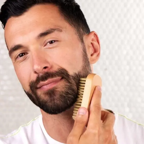 Cremo Premium Beard Brush with Wood Handle - Shaping & Styling - 1ct image {3}