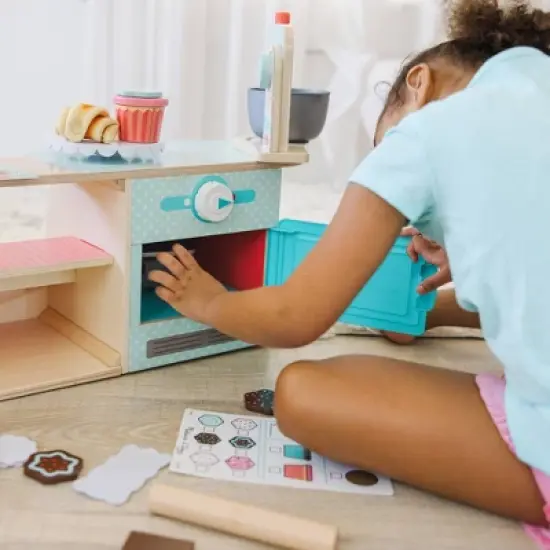 Melissa & Doug Wooden La Patisserie Bakery (39pc) image {7}