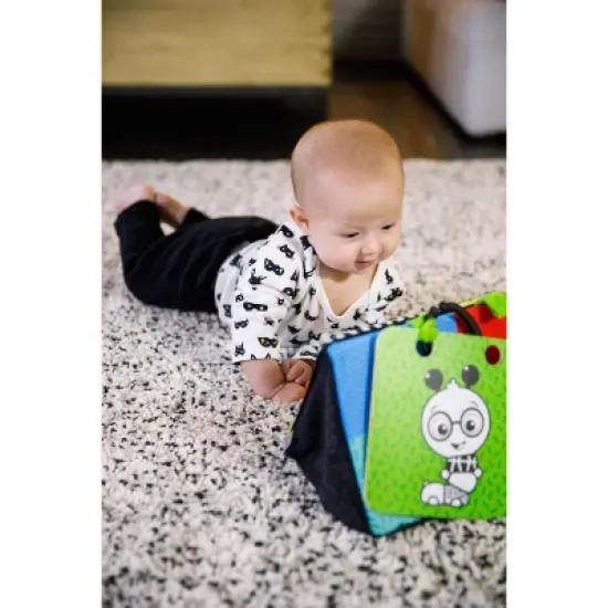 Baby Einstein Black White and Bright Floor Mirror image {8}