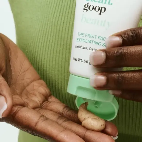 good.clean.goop The Fruit Facial Exfoliating Scrub - 2oz image {2}