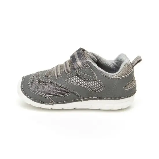 Stride Rite Kids Unisex Adrian Sneaker | 3 | Grey image {4}