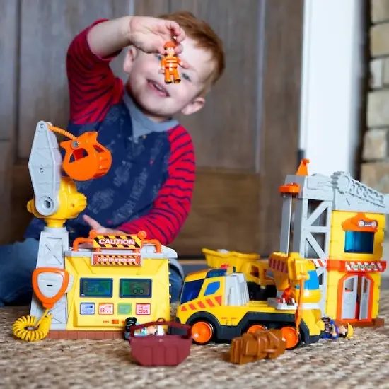  Fat Brain Toys Construction Site Playset FB403-1 image {4}