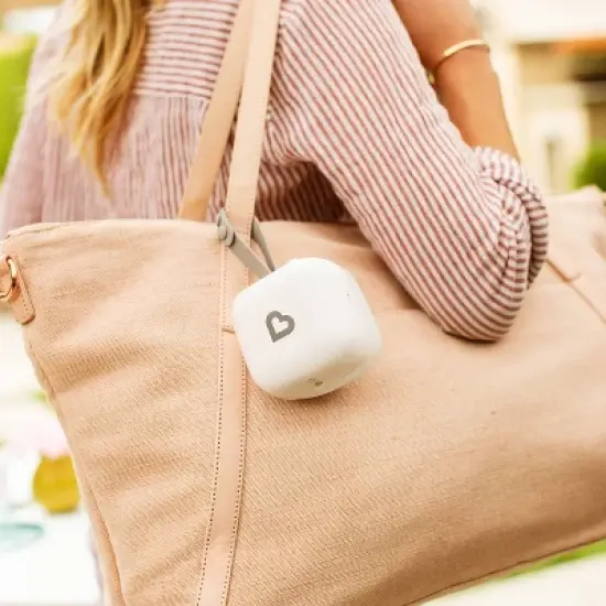 Munchkin Pacifier Portable Electric UV-Sterilizer image {2}