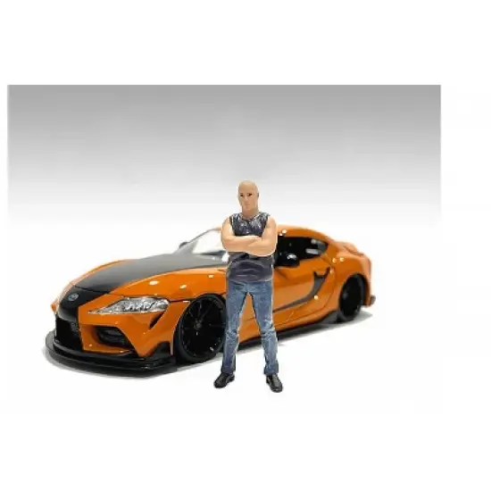 "Car Meet 3" Figure 1 for 1/18 Scale Models by American Diorama image {1}