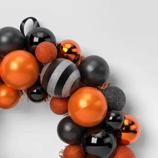 16" Artificial Wreath with Bulb Option Orange/Black - Hyde and EEK! Boutique&trade; image {2}