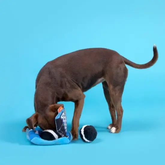 BARK Sandwich Cookie Dog Toy - Dogo Dunkers image {1}