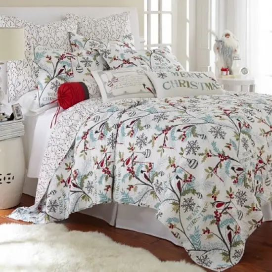 Holly Holiday Quilt Set - Levtex Home image {1}