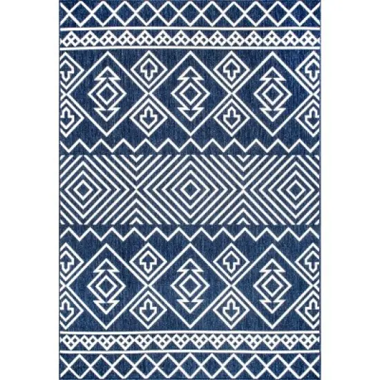 nuLOOM Celine Aztec Indoor/Outdoor Area Rug image {10}