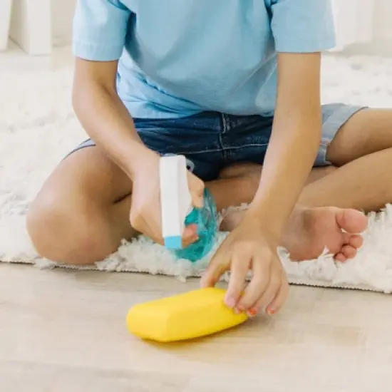 Melissa & Doug Deluxe Sparkle & Shine Cleaning Play Set (11pc) image {5}