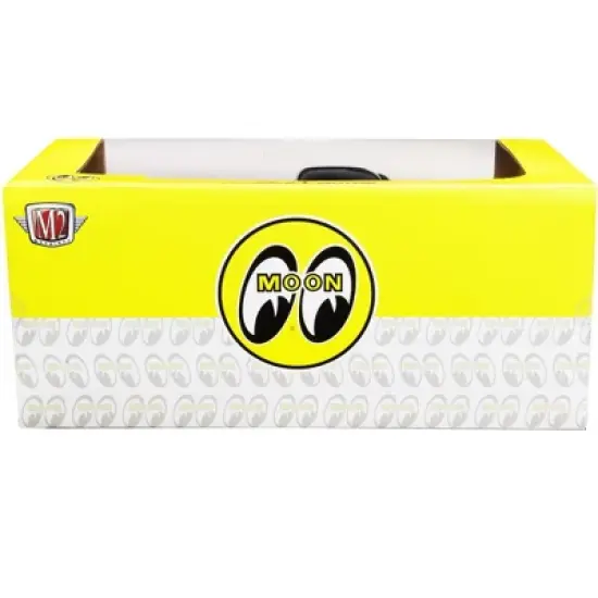 1958 Chevrolet Apache Cameo Pickup Truck "Mooneyes" Yellow & Black Ltd Ed to 7000 pcs 1/24 Diecast Model Car by M2 Machines image {2}