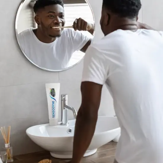 Sensodyne Natural White with Charcoal Sensitivity Toothpaste - 4oz/3ct image {3}