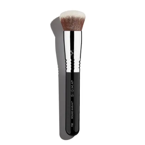 Sigma Beauty F82 Round Kabuki&trade; Brush image {1}