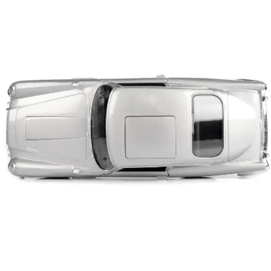 Aston Martin DB5 RHD Silver Metallic James Bond 007 "Goldfinger" (1964) Movie 1/24 Diecast Model Car by Motormax image {4}