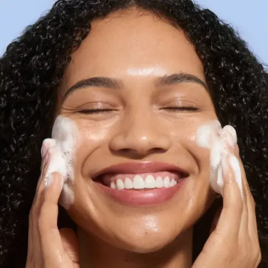 Curology Hydro+ Gel-to-Foam Cleanser - 5 fl oz image {5}