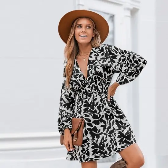 Women's Floral Print V-Neck Smocked Mini Dress - Cupshe image {3}