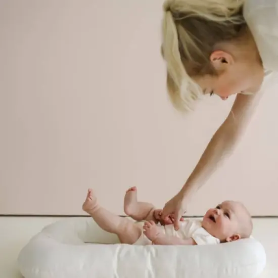 Snuggle Me Organic Lounger image {3}