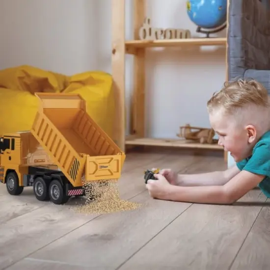 Top Race Remote Control Dump Truck Toy image {3}
