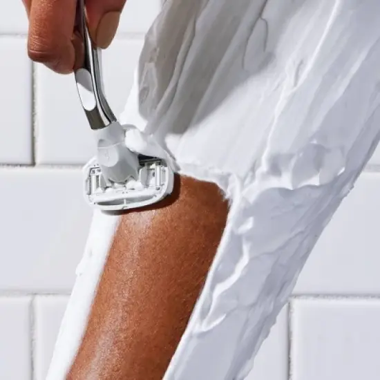 Flamingo 5-Blade Women's Razor - 1 Razor Handle + 2 Razor Blade Refills - Polished Chrome image {5}