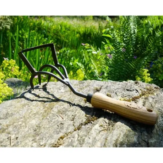 DeWit Cultivator Stirrup Hoe &ndash; 2-in-1 Tool for Weeding & Soil Cultivation image {4}