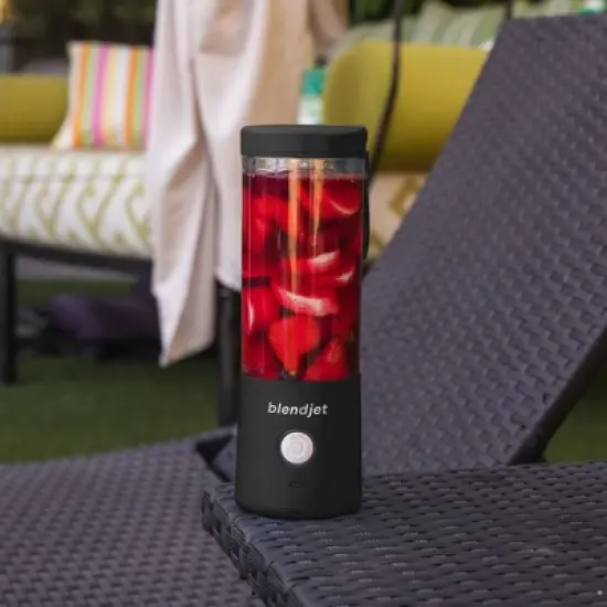 Blendjet 2 Portable Blender image {2}