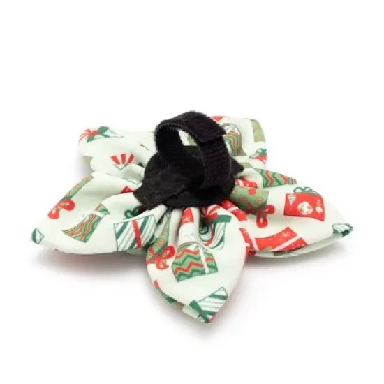 The Worthy Dog Presents Flower - Adjustable Pet Collar Accessory image {1}