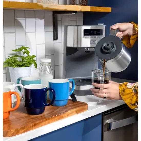 GE Appliances Drip Coffee Maker with Thermal Carafe image {6}