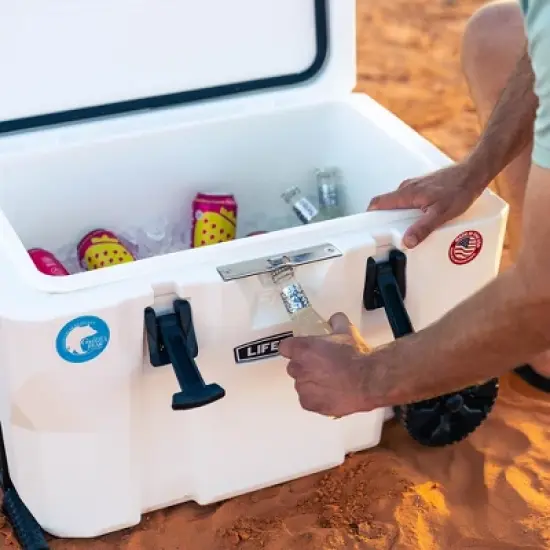 Lifetime 55 Quart High Performance Wheeled Cooler, Arctic White (91072) image {9}