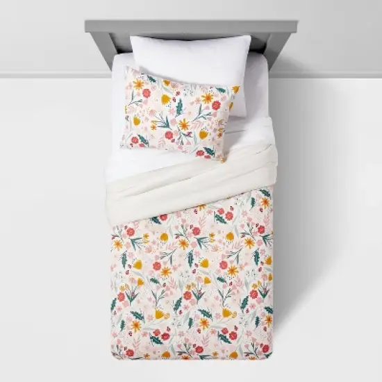 Floral Garden Cotton Kids' Comforter Set - Pillowfort&trade; image {2}