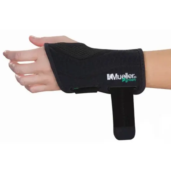 Mueller Green Fitted Left Hand Wrist Brace - Black image {1}