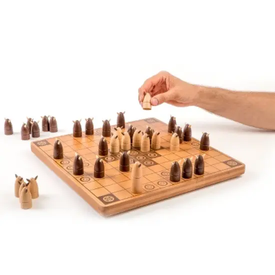 Spin Master Games Hnefatafl, Two Player Strategy Game with Wooden Game Board, for Kids and Adults image {2}