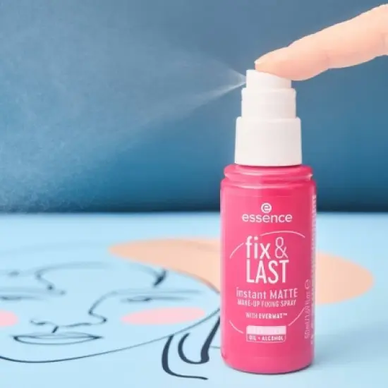 essence Fix & Last Instant Matte Make-Up Fixing Spray - 1.69 fl oz image {2}