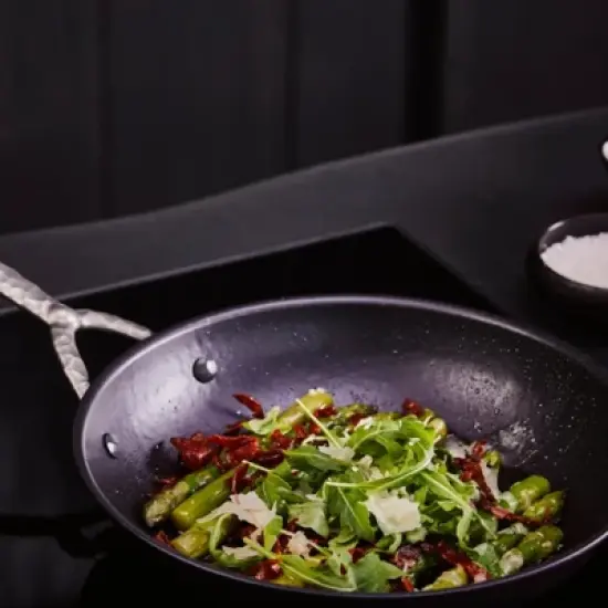 Alva Cookware Artist Nonstick Carbon Steel Frying Pan Skillet Pre-Seasoned Induction Cookware w/ Stay Cool Handle for Searing, Cooking, Grilling image {6}