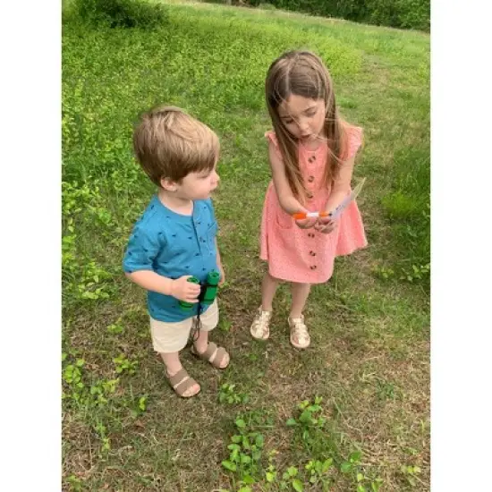 Kids' Bird Watching & Feeding Kit &ndash; Includes Bird Feeder, Binoculars, Suet Recipe, and Activity Set image {7}