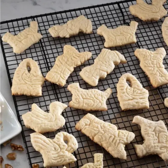 Hutzler European Traditions Pattern Cookie Roller image {3}