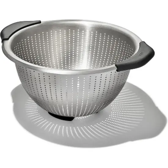 Good Grips Stainless Steel 5 qt./ 4.7 L Colander image {6}