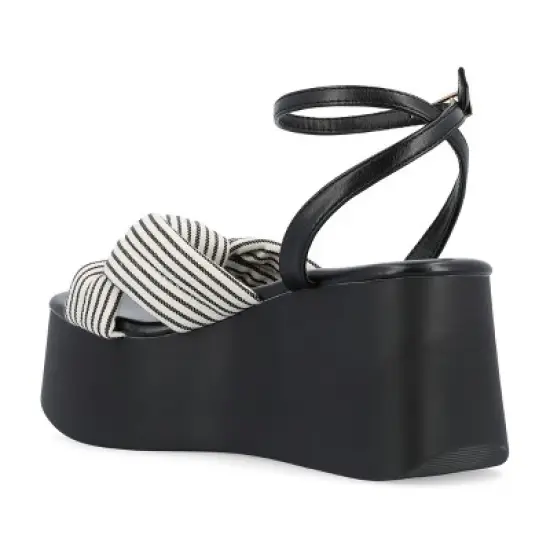 Journee Collection Womens Lailee Tru Comfort Foam Buckle Platform Sandals image {6}