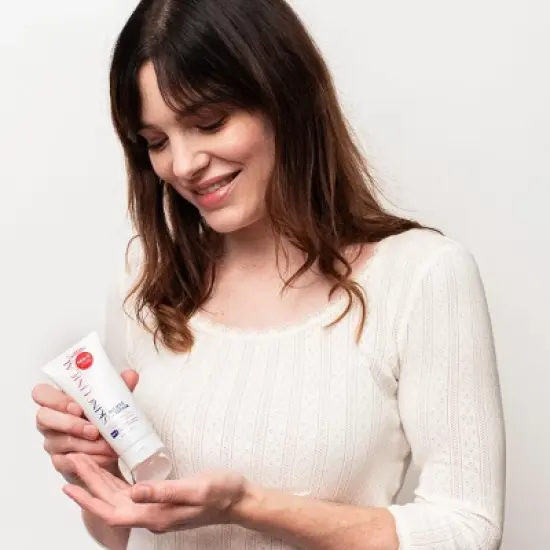 SkinClinical Relieve + Repair Body Lotion for Extremely Dry Skin, Unscented Moisturizing Body Lotion, Patented Ingredient SBD-4 (3oz) image {3}