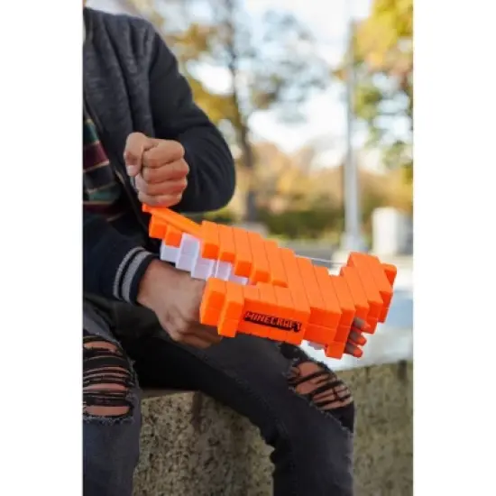 NERF Minecraft Pillager's Crossbow Blaster image {4}