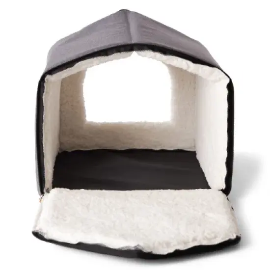 Indoor Pet House image {4}