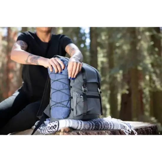 Picnic Time On The Go Traverse Outdoor 28 Can Soft Cooler Backpack image {7}