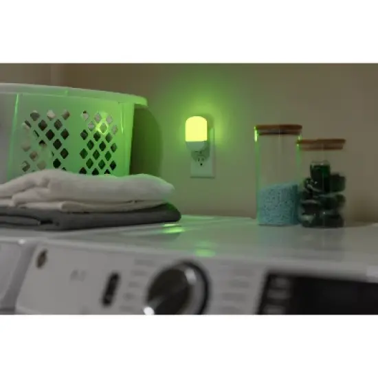 Energizer Color Changing LED Light Sensing Night Light: Plug-In Nightlight for Kids', Electric Wall Plug, 0.5W LED image {6}