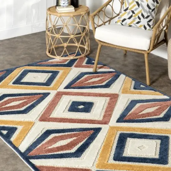 nuLOOM Salena Transitional Diamond Indoor/Outdoor Patio Area Rug image {8}