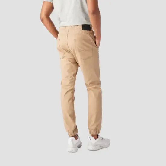 DENIZEN&reg; from Levi's&reg; Men's Slim Fit Jogger Pants image {2}