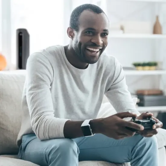 Motorola Ultra-Fast DOCSIS 3.1 Cable Modem with AC3200 Dual Band Router - (MG8702) image {3}