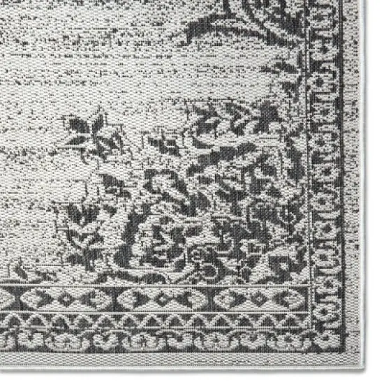 Azalea Outdoor Patio Country Rug - Nicole Miller image {5}