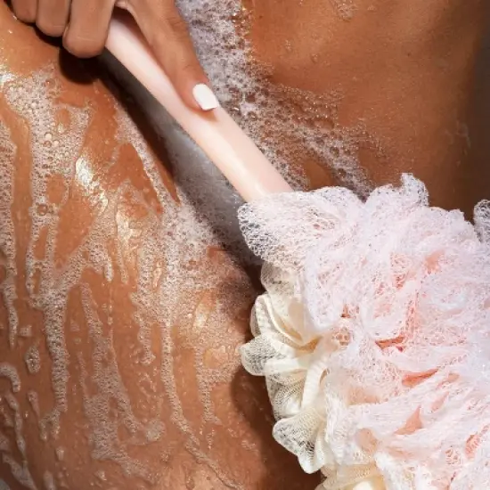 EcoTools 2-in-1 Ecopouf Bath Brush image {2}