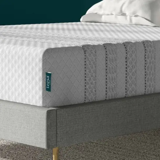 Leesa Sapira 11" Hybrid Mattress image {1}
