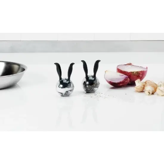 Chef'n SaltBall Grinder Black and Clear image {6}