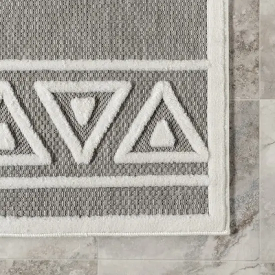 nuLOOM Lanelle Banded Indoor/Outdoor Patio Area Rug image {4}